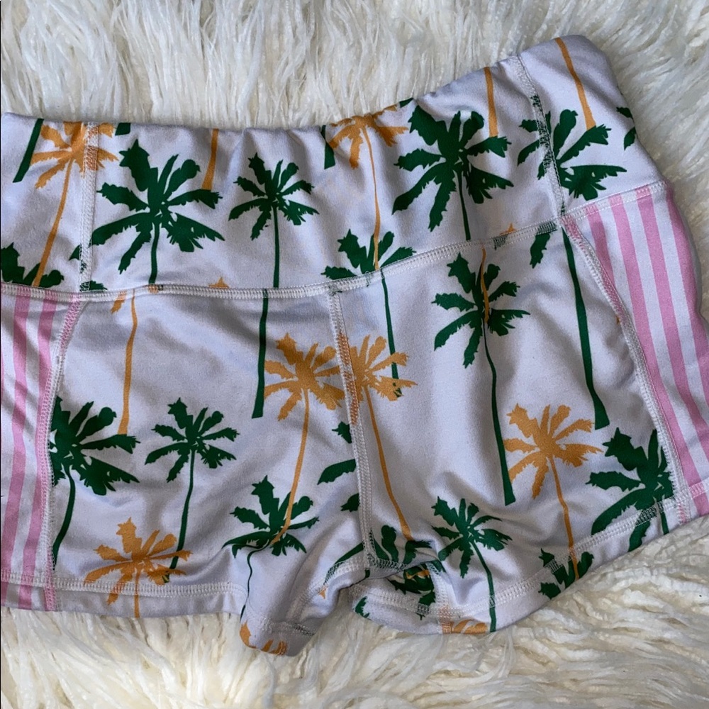 FLEO Tropical Shorts small - Picture 2 of 2